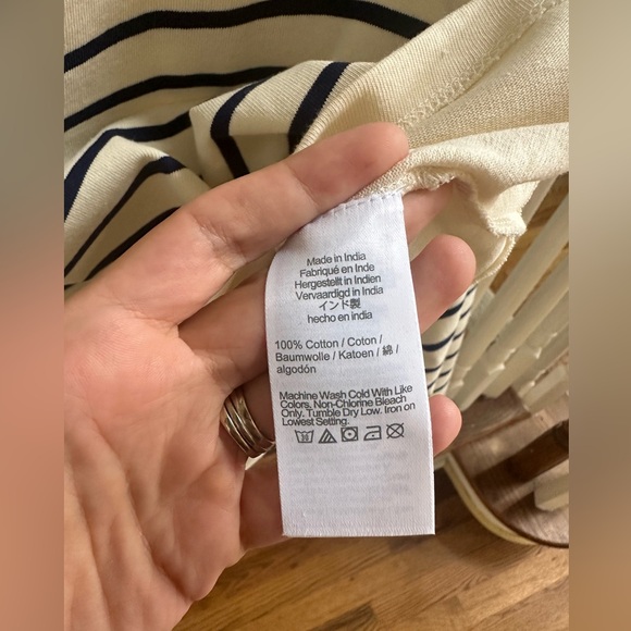 NEW Cropped boatneck long sleeve with gold buttons, size M, sold out! - Picture 7 of 11